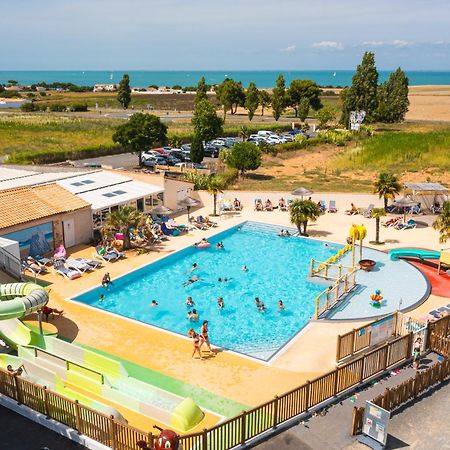 Camping Les Peupliers La Flotte Exterior photo