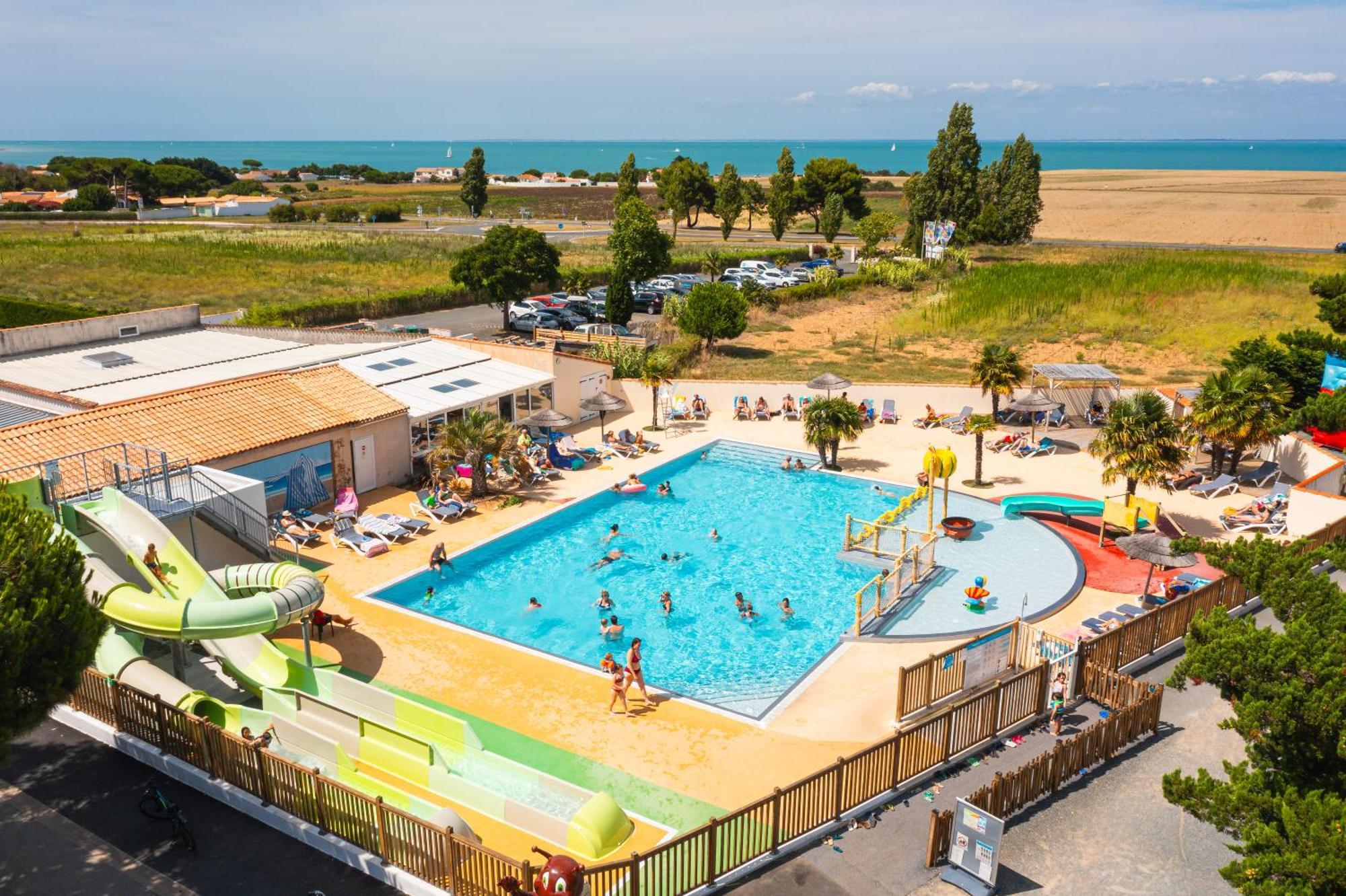 Camping Les Peupliers La Flotte Exterior photo