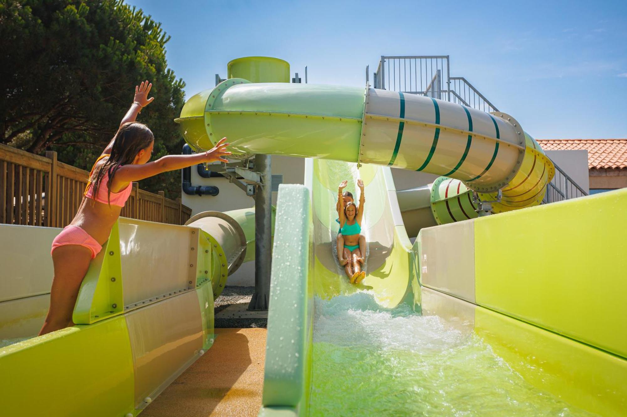 Camping Les Peupliers La Flotte Exterior photo