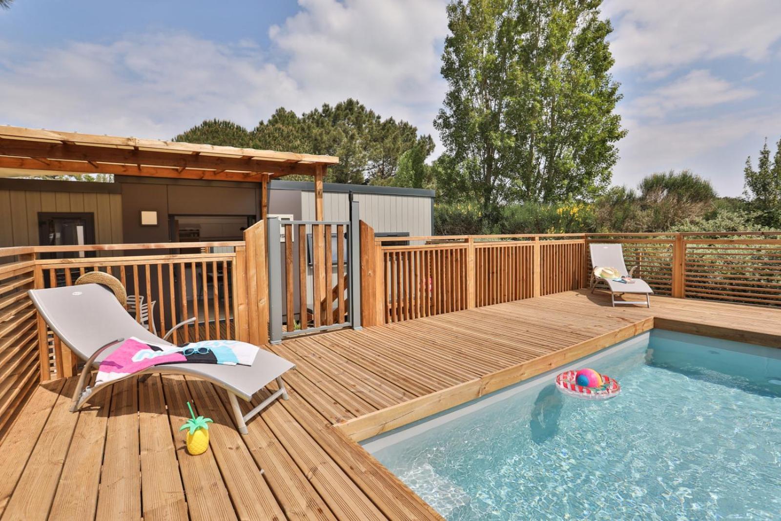Camping Les Peupliers La Flotte Room photo